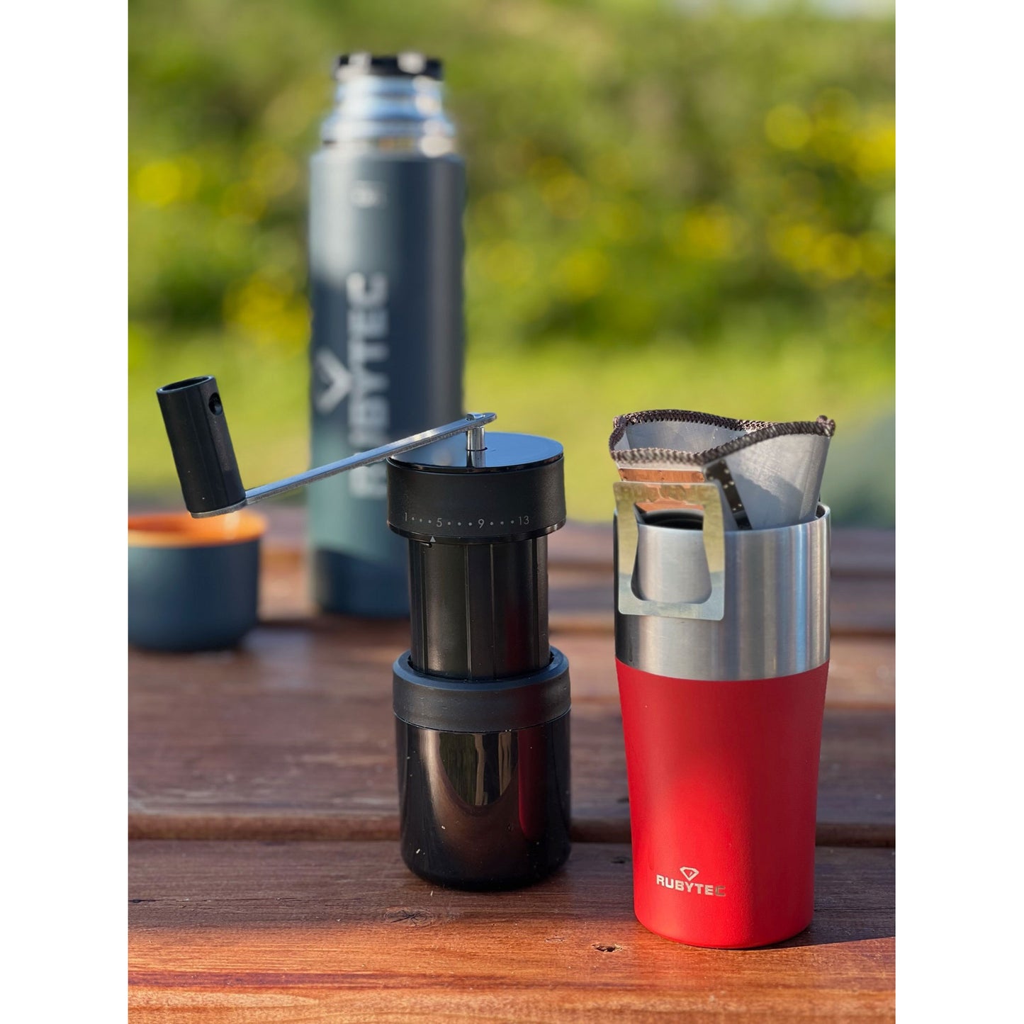 Robusta portable coffee grinder