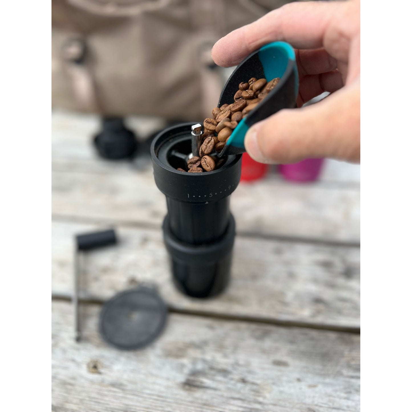 Robusta portable coffee grinder